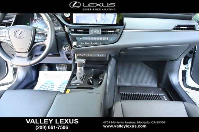 Certified 2025 Lexus ES 300h w/ Premium Package FWD image 8