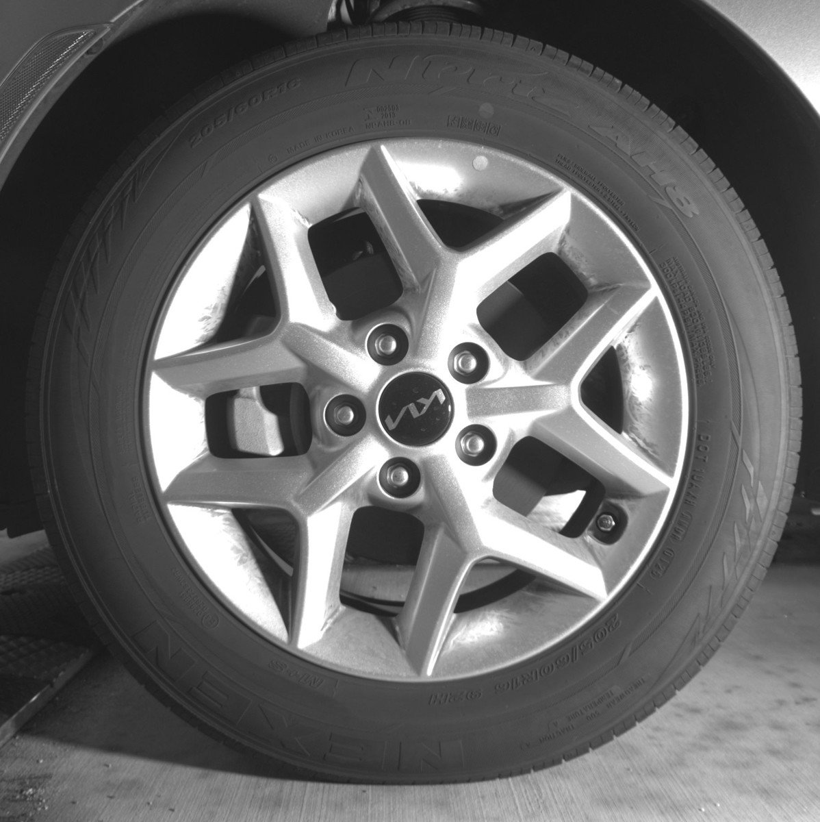 Used 2025 Kia Soul LX w/ LX Technology Package FWD image 12