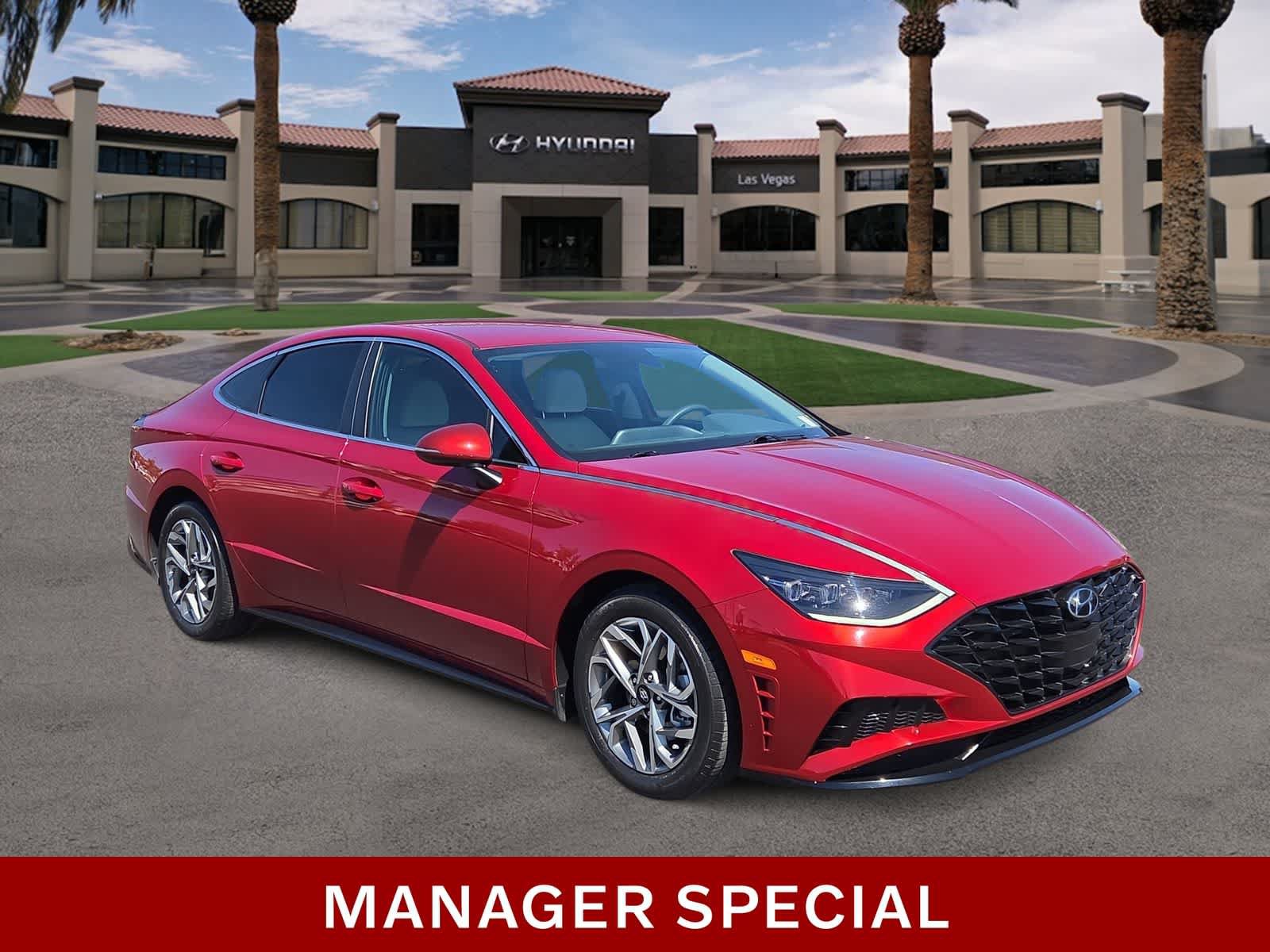 Used 2023 Hyundai Sonata SEL FWD image 2