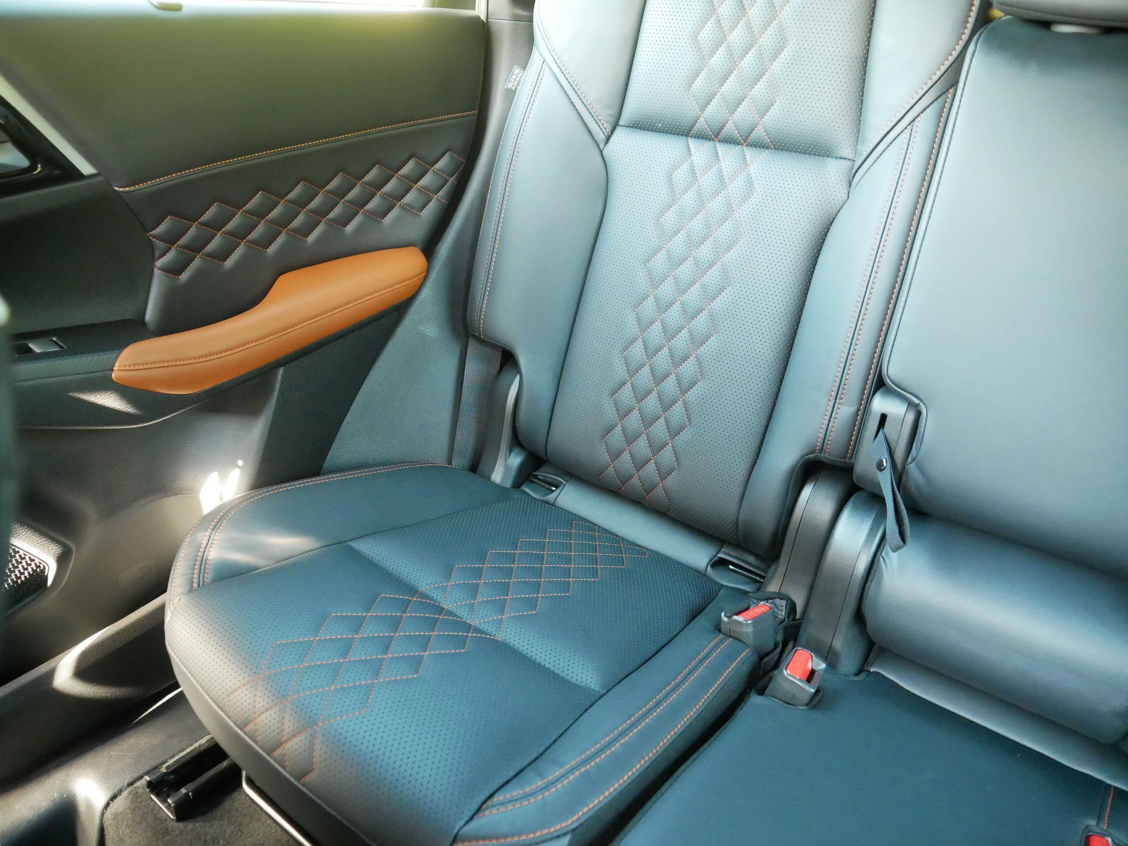Used 2022 Mitsubishi Outlander SEL AWD/4WD image 12
