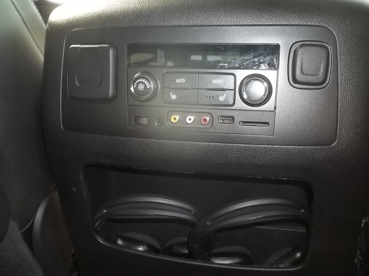 Used 2016 GMC Yukon SLT w/ Open Road Package image 10