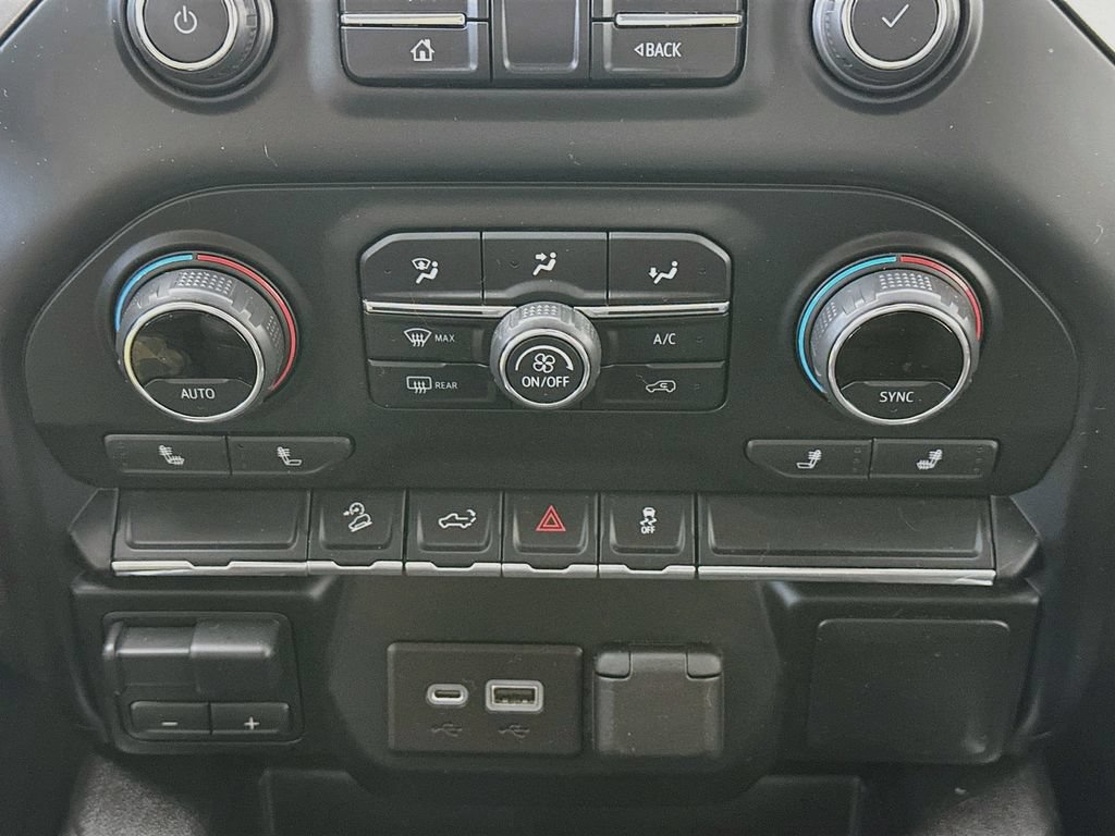 Used 2021 Chevrolet Silverado 1500 LT Trail Boss w/ Bed Protection Package AWD/4WD image 17