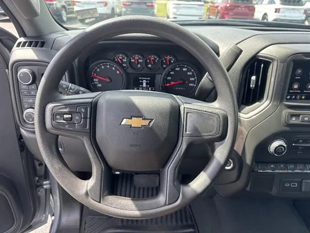 Used 2026 Chevrolet Silverado 1500 Custom AWD/4WD image 9