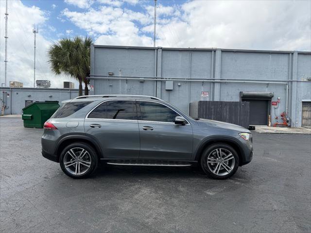 Used 2020 Mercedes-Benz GLE 350 4MATIC w/ Premium Package image 9