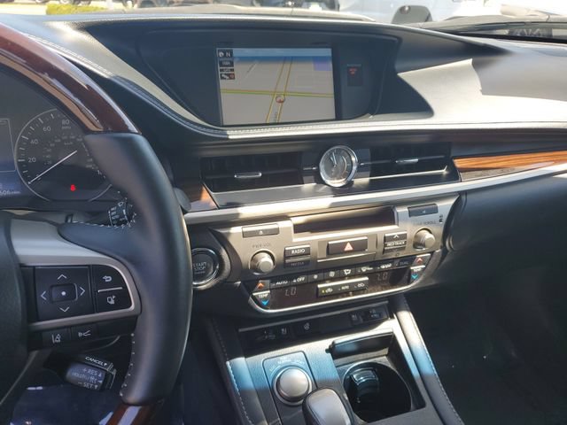 Used 2017 Lexus ES 350 w/ Navigation System Package FWD image 23