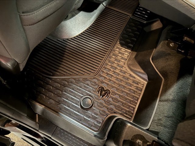 Used 2021 RAM 1500 Big Horn image 21