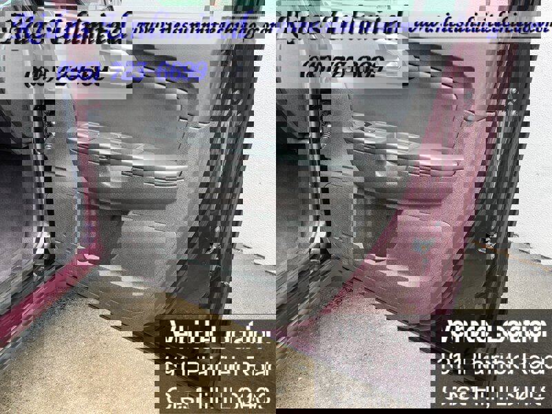 Used 2010 Chevrolet Traverse LT w/ Personal Connectivity Package image 29