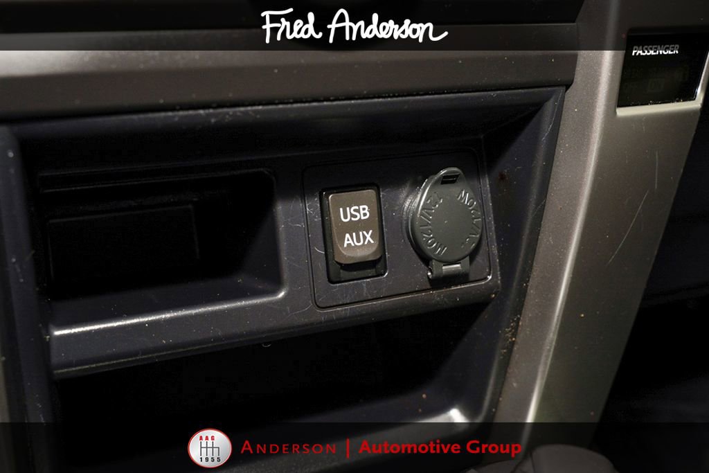 Used 2019 Toyota 4Runner SR5 AWD/4WD image 13