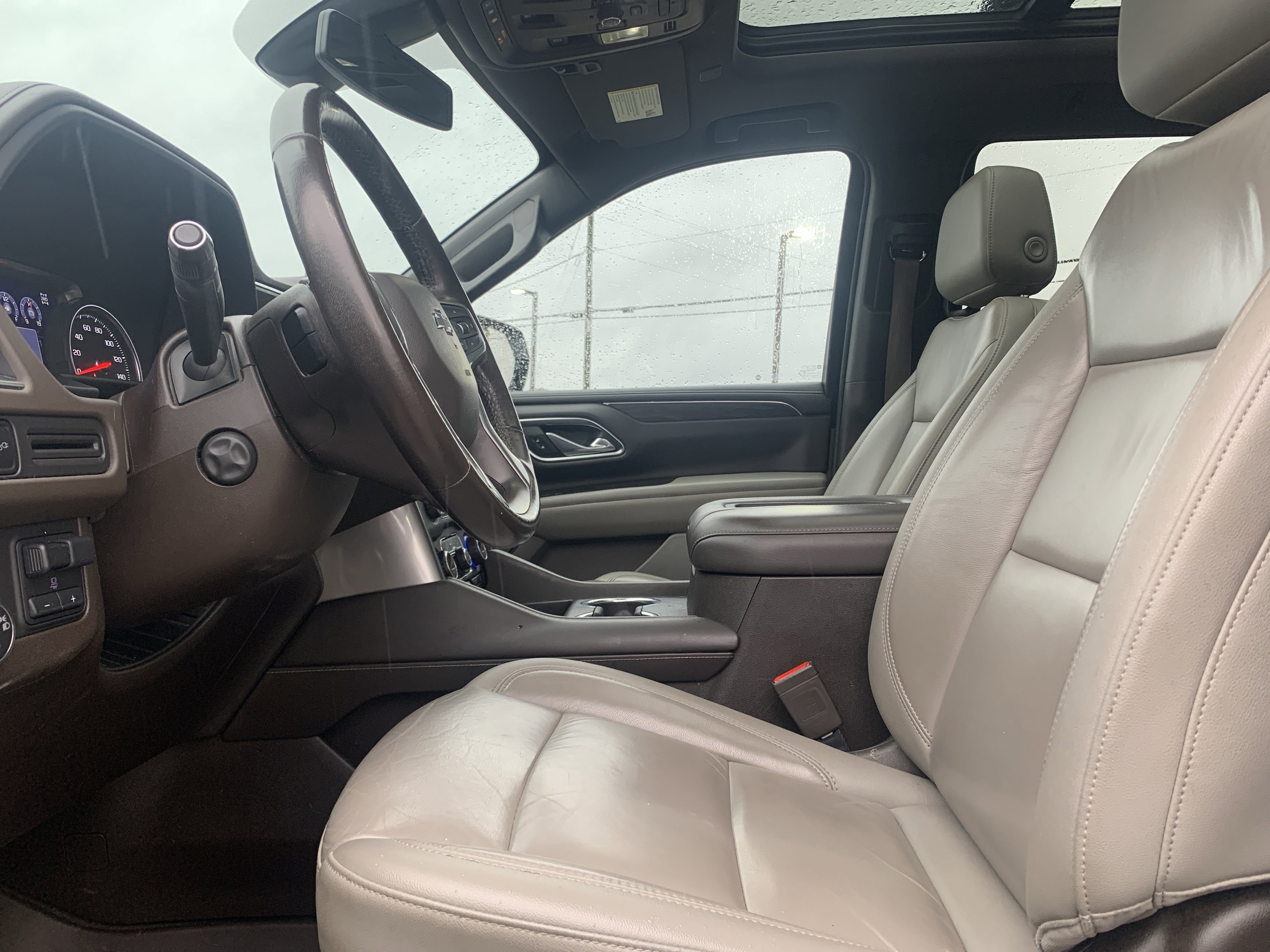 Used 2021 Chevrolet Tahoe Z71 w/ Z71 Off-Road Package image 16