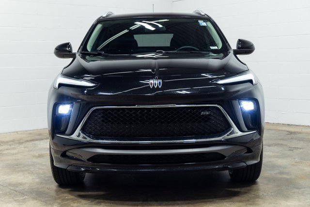 Used 2024 Buick Encore GX Sport Touring image 6