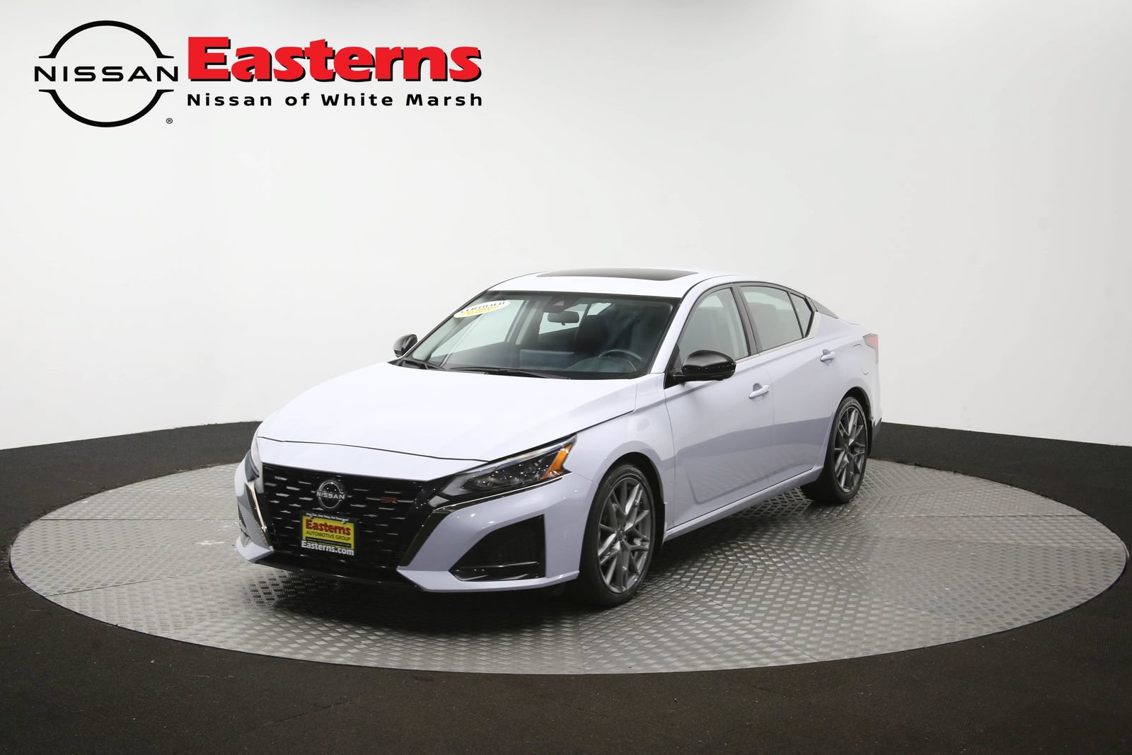 Used 2023 Nissan Altima 2.0 SR FWD image 54