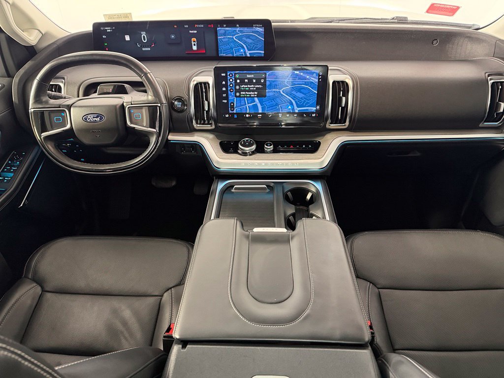 Used 2025 Ford Expedition Max Platinum w/ Driver's Package AWD/4WD image 12
