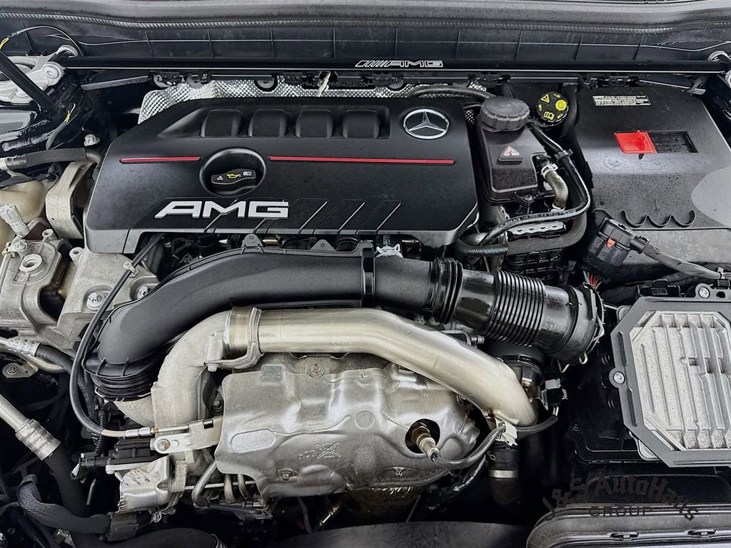 Used 2024 Mercedes-Benz GLB 35 AMG 4MATIC image 37