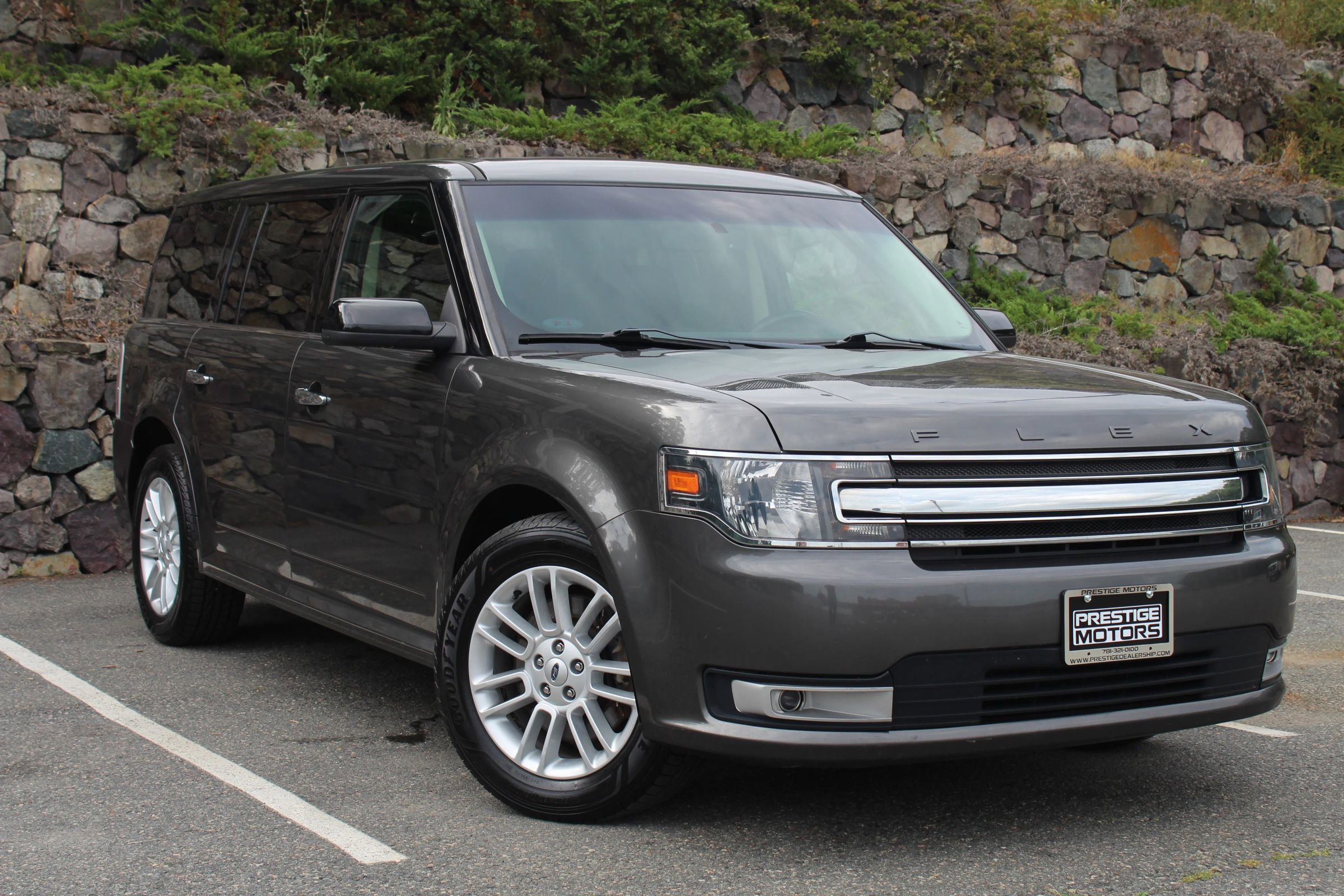 Used 2017 Ford Flex SEL w/ Equipment Group 202A image 4