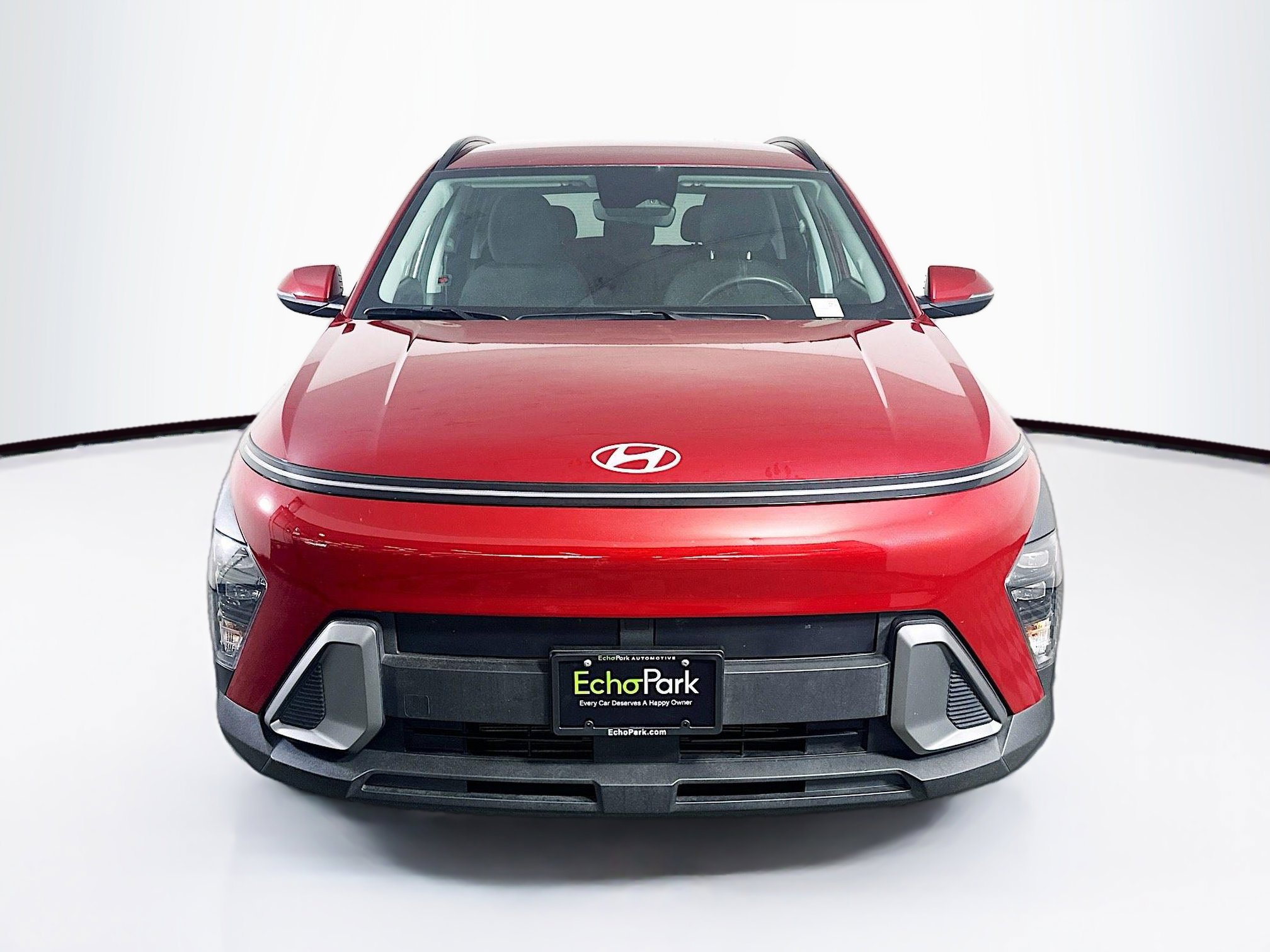 Used 2025 Hyundai Kona SEL image 2