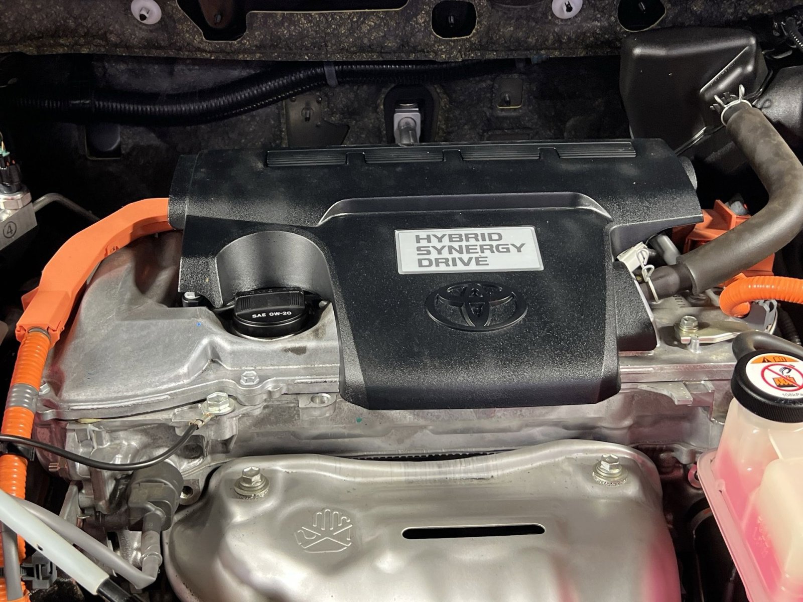 Used 2018 Toyota RAV4 Limited image 29