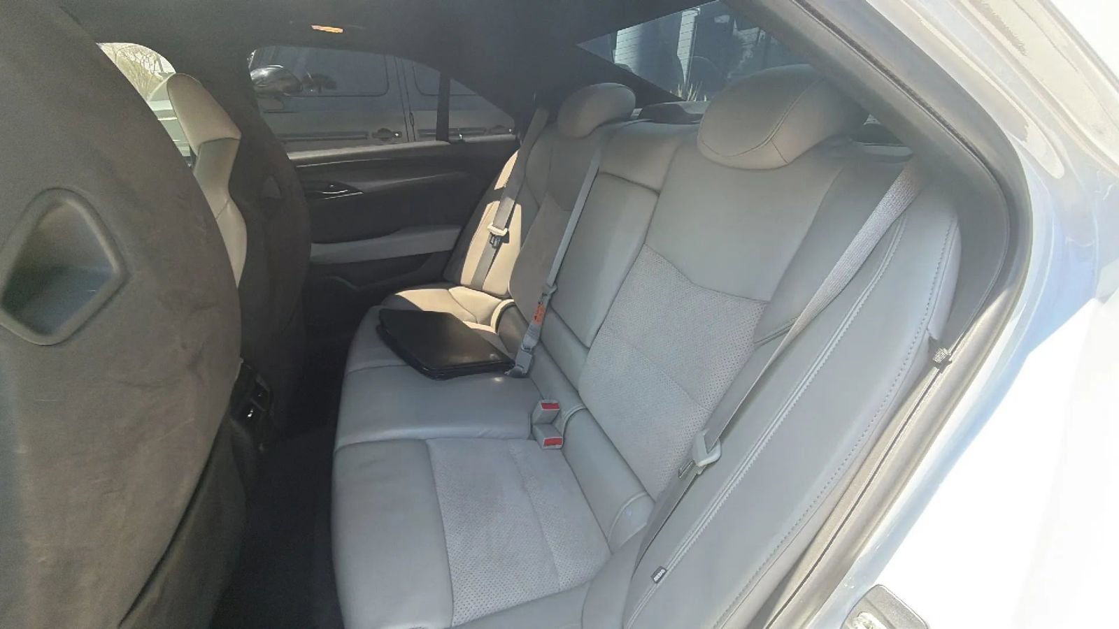 Used 2016 Cadillac ATS V w/ Luxury Package RWD image 15
