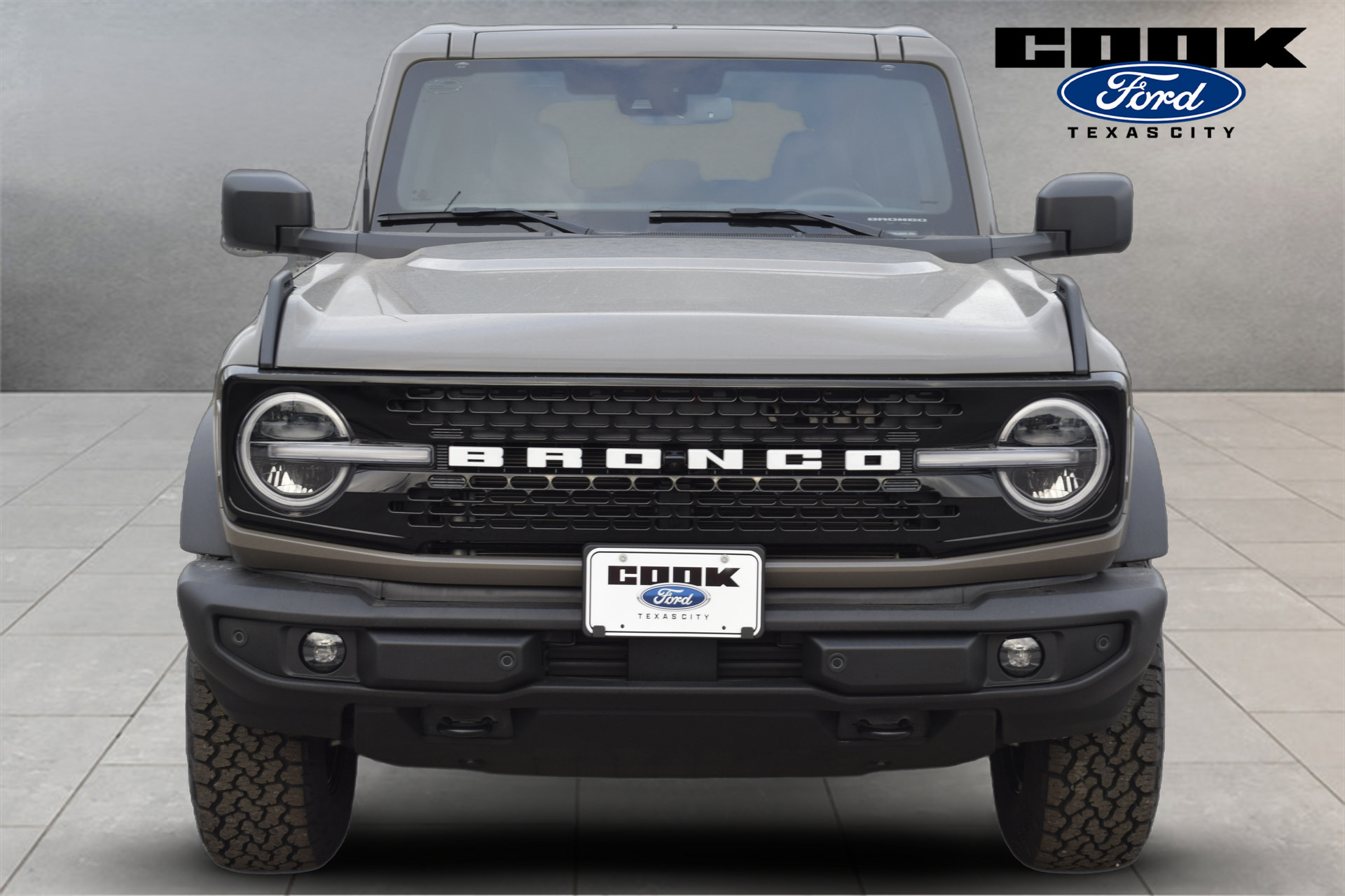 New 2026 Ford Bronco Outer Banks AWD/4WD image 2