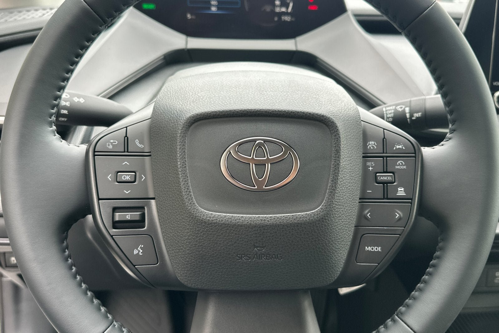 New 2026 Toyota Prius LE FWD image 23