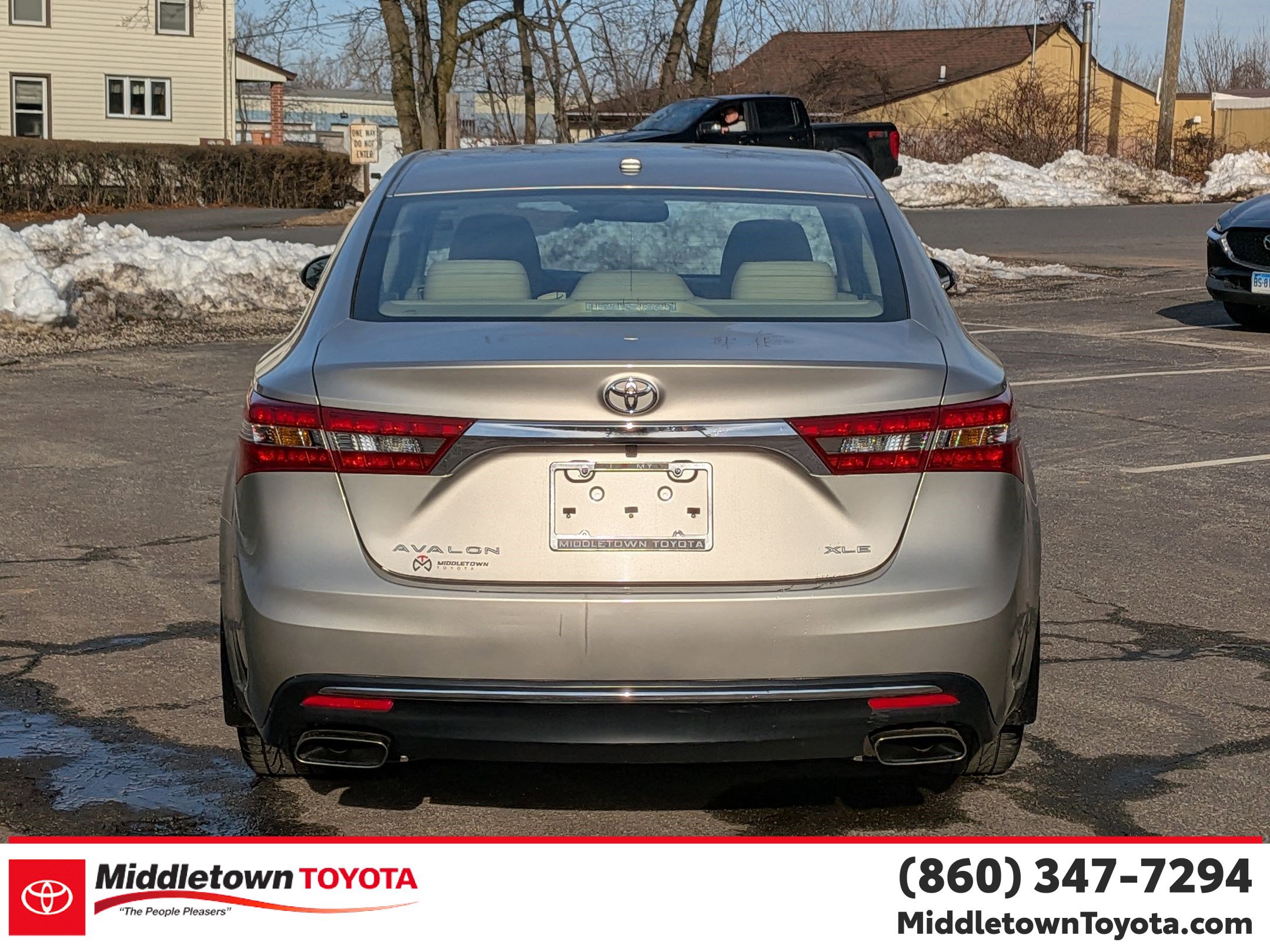 Certified 2017 Toyota Avalon XLE Premium image 4