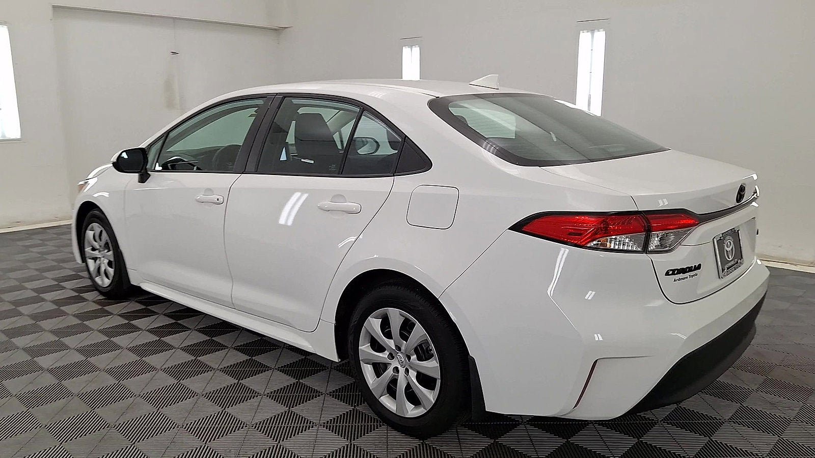 Certified 2023 Toyota Corolla LE FWD image 2