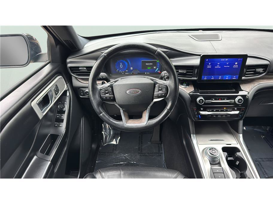 Used 2021 Ford Explorer Platinum AWD/4WD image 26