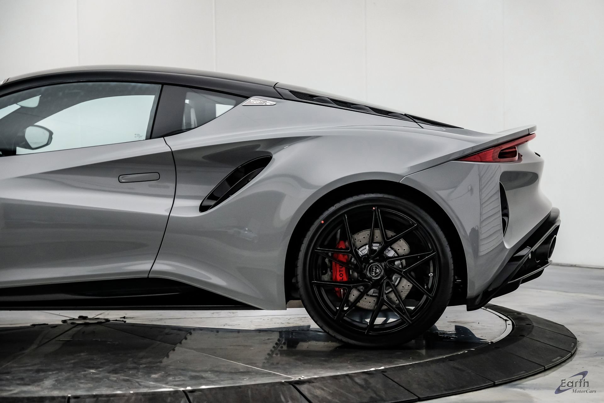 New 2026 Lotus Emira V6 SE RWD image 11