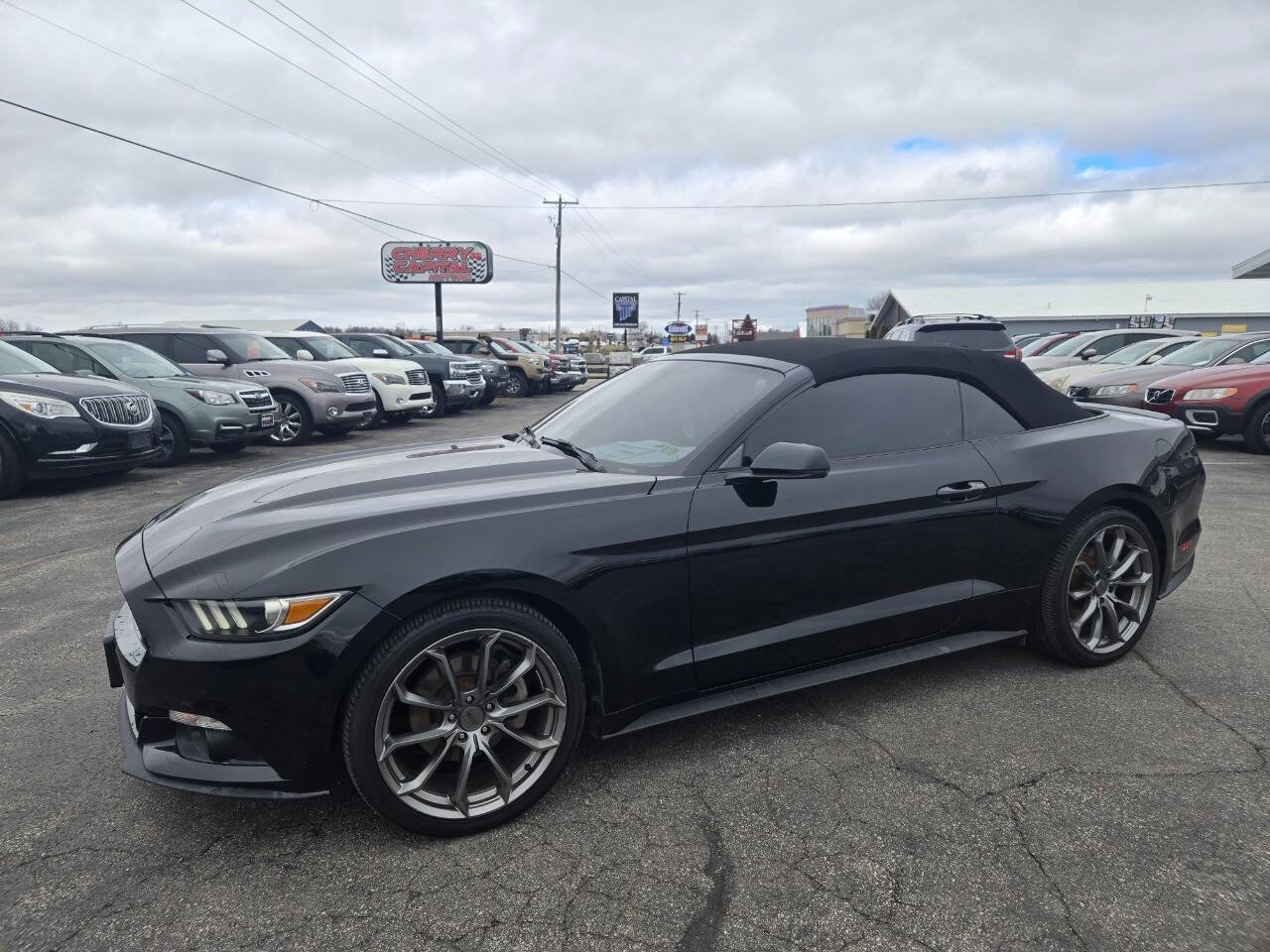 Used 2015 Ford Mustang Premium w/ Equipment Group 201A image 4