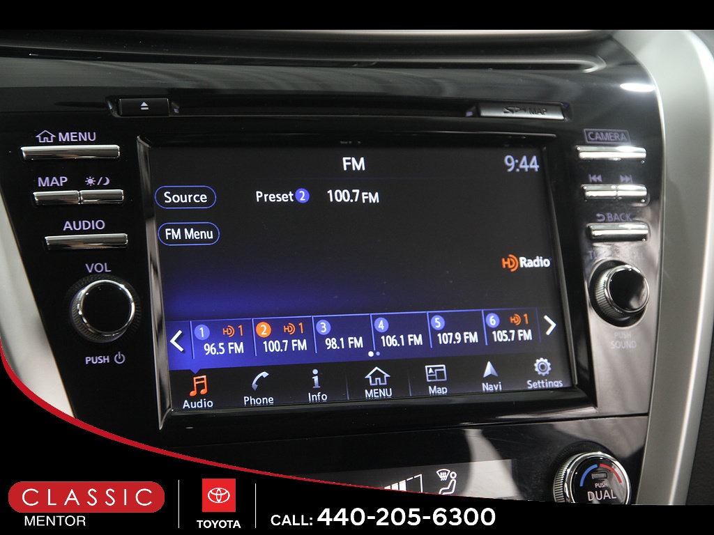 Used 2018 Nissan Murano S AWD/4WD image 10