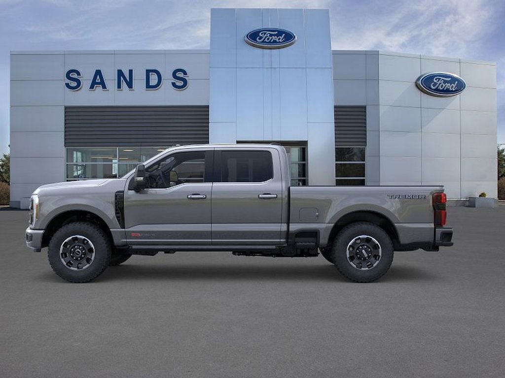 New 2026 Ford F250 4x4 Crew Cab Super Duty image 3