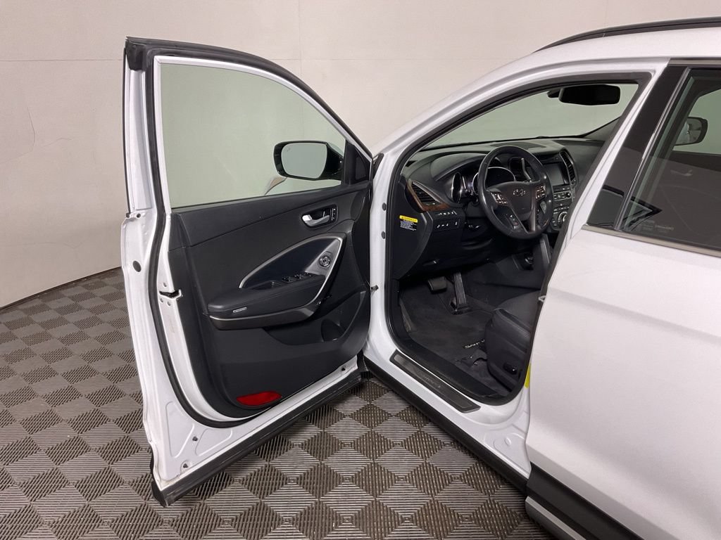 Used 2018 Hyundai Santa Fe Sport w/ 2.0T Ultimate Tech Package 05 AWD/4WD image 21