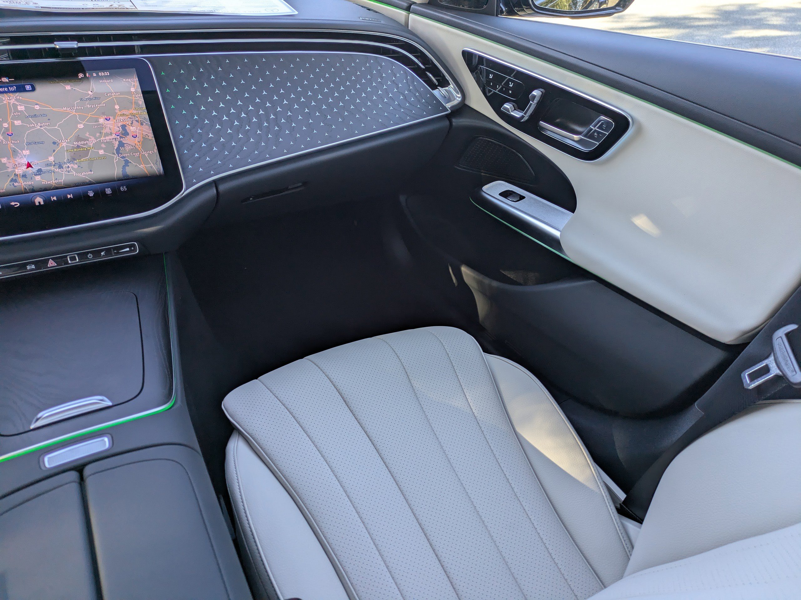 New 2026 Mercedes-Benz E 350 4MATIC Sedan image 20