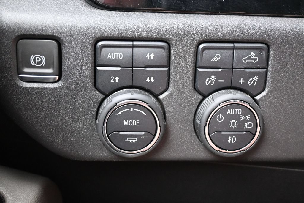 Used 2024 Chevrolet Silverado 1500 ZR2 AWD/4WD image 20