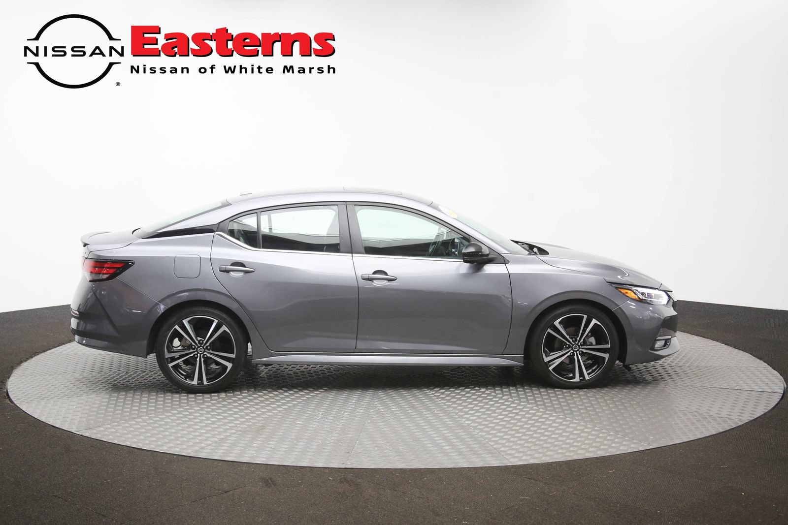 Used 2023 Nissan Sentra SR w/ SR Premium Package FWD image 45