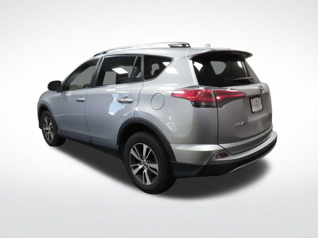 Used 2018 Toyota RAV4 XLE FWD image 3