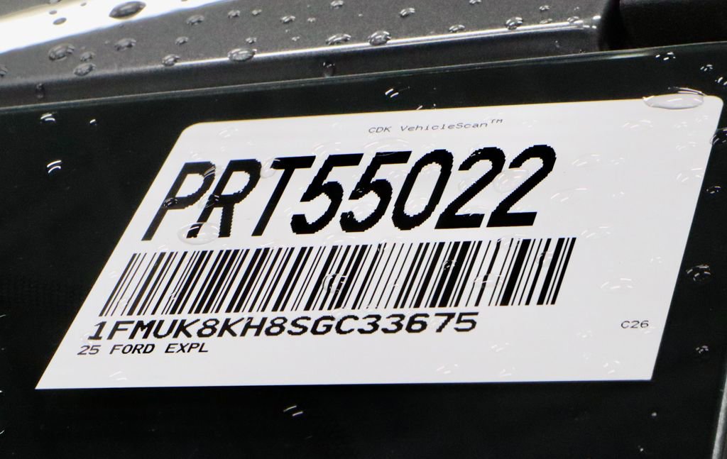 Used 2025 Ford Explorer ST-Line image 33