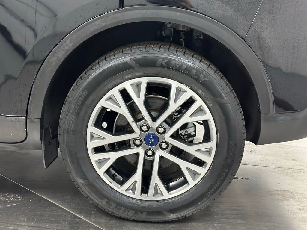 Certified 2022 Ford Escape SEL image 23