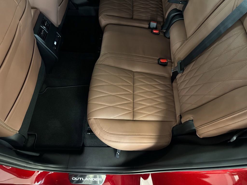 New 2026 Mitsubishi Outlander SEL FWD image 27