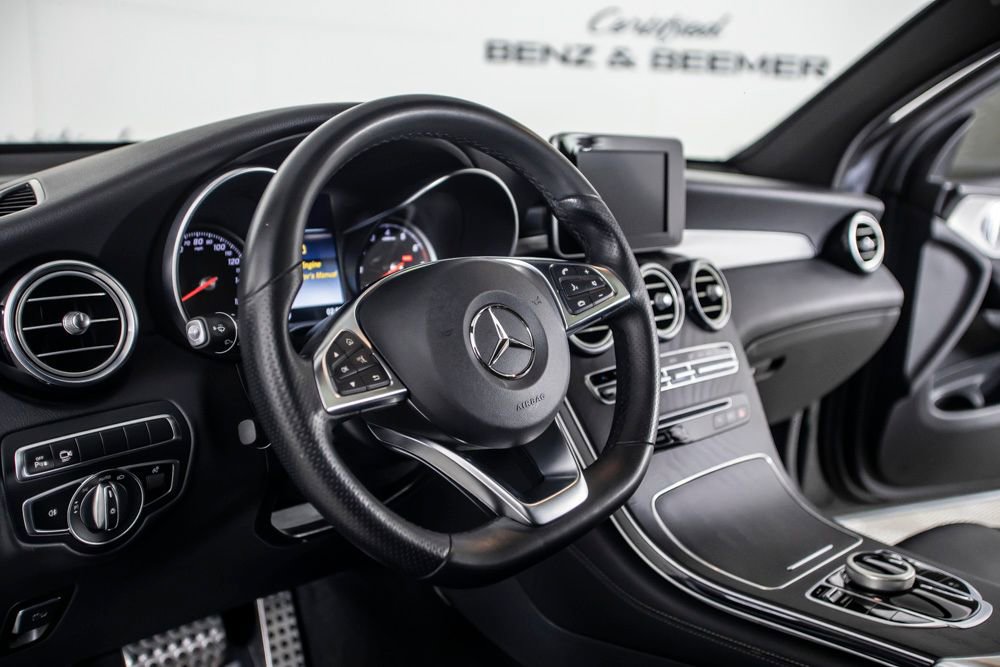 Used 2019 Mercedes-Benz GLC 300 GLC 300 Coupe image 25