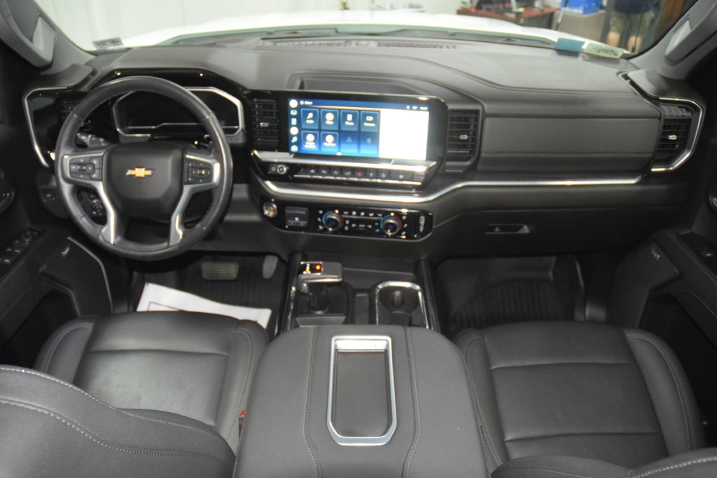 Used 2022 Chevrolet Silverado 1500 LTZ AWD/4WD image 30
