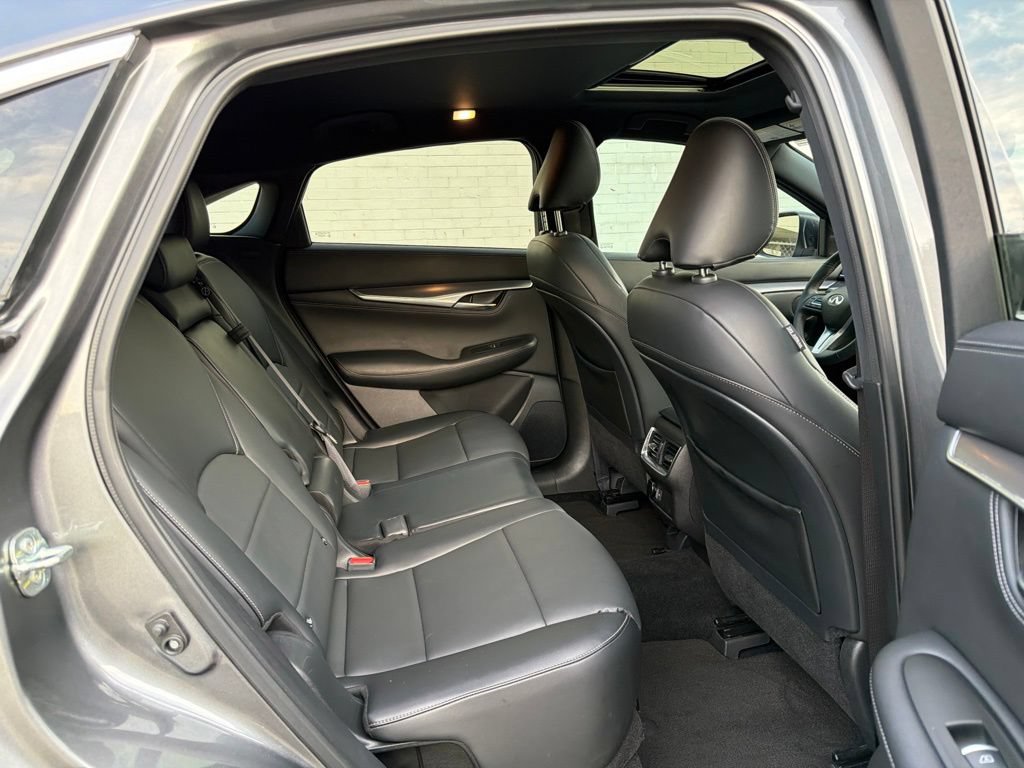 Used 2022 INFINITI QX55 Luxe w/ Accent Package AWD/4WD image 9