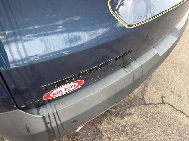 Used 2022 Chevrolet Traverse LT w/ Midnight/Sport Edition image 48