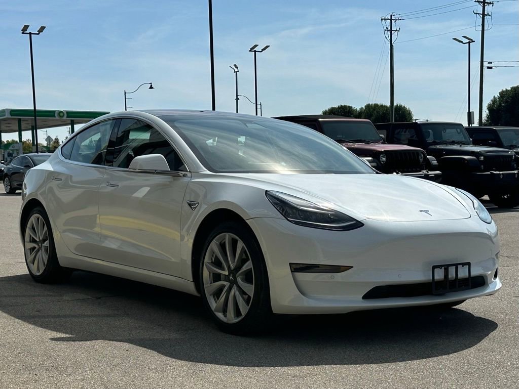 Used 2018 Tesla Model 3 Mid Range image 13