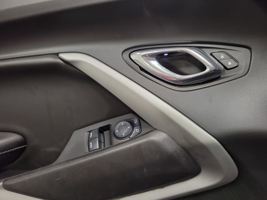 Used 2017 Chevrolet Camaro LT image 21