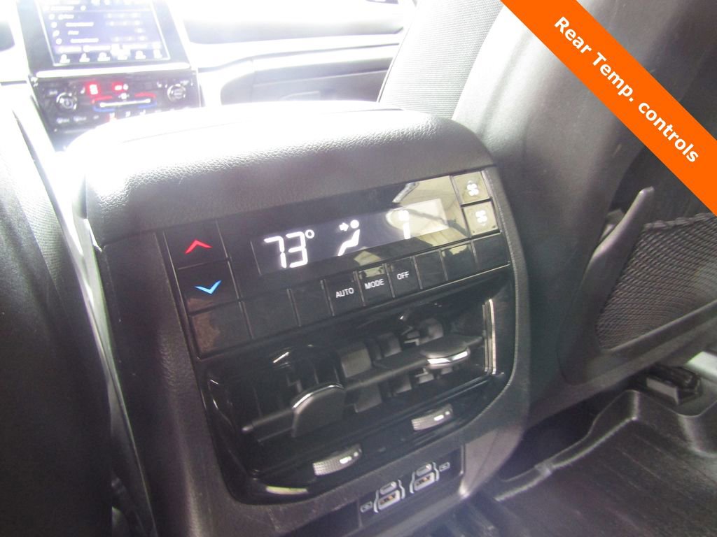 Used 2024 Jeep Grand Cherokee L Laredo image 19