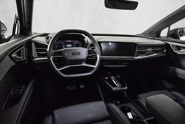 Certified 2025 Audi Q4 e-tron Premium Plus w/ Premium Plus image 19