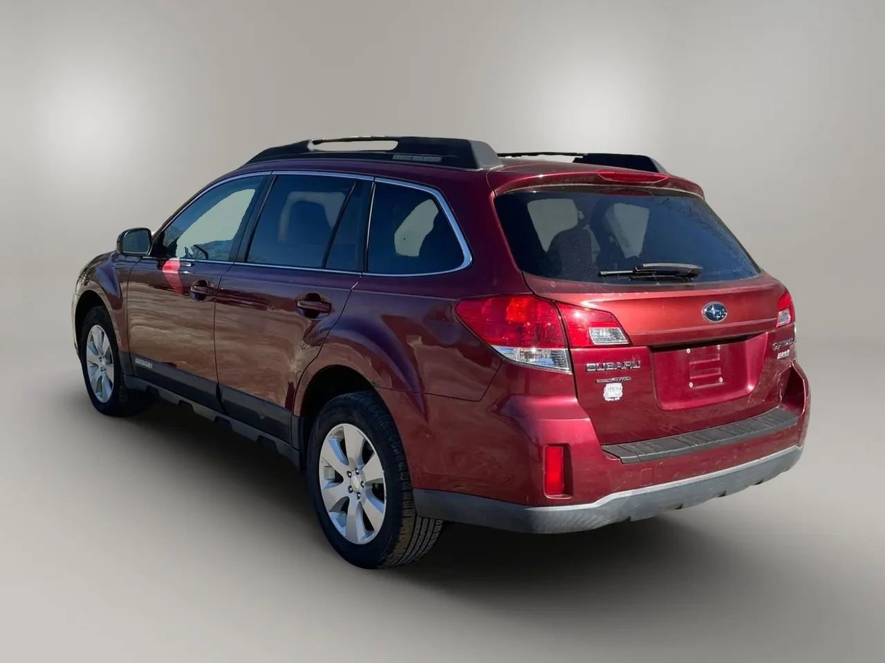 Used 2011 Subaru Outback 2.5i Premium w/ All-Weather Pkg image 5