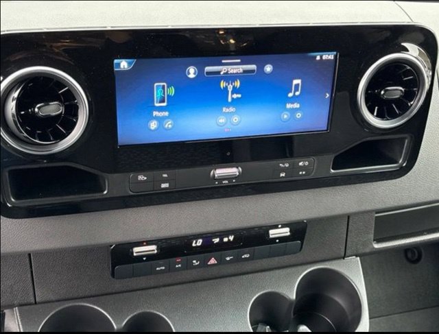 New 2026 Mercedes-Benz Sprinter 2500 image 17