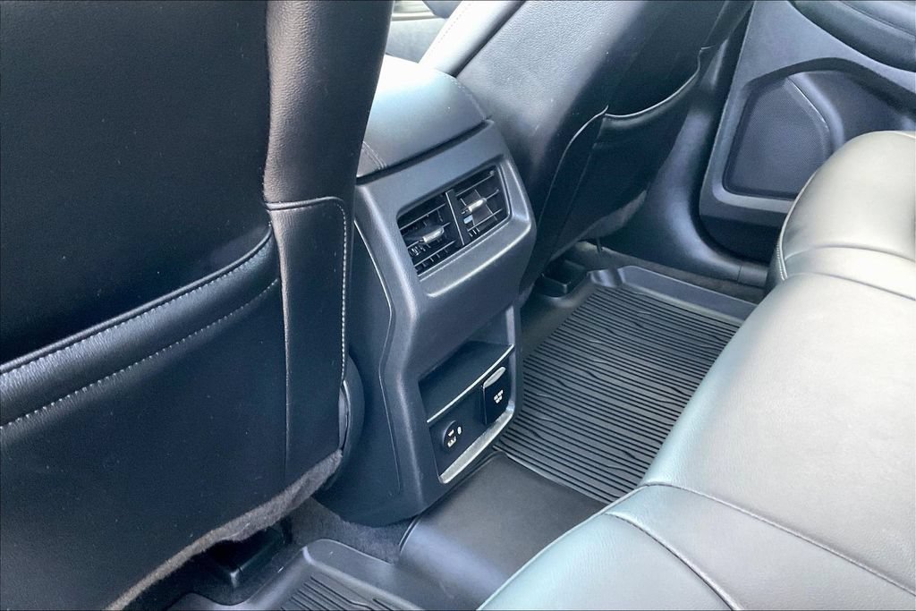 Used 2021 Ford Edge SEL w/ Convenience Package FWD image 22