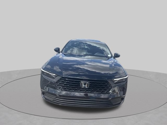 Used 2025 Honda Accord Sport image 2
